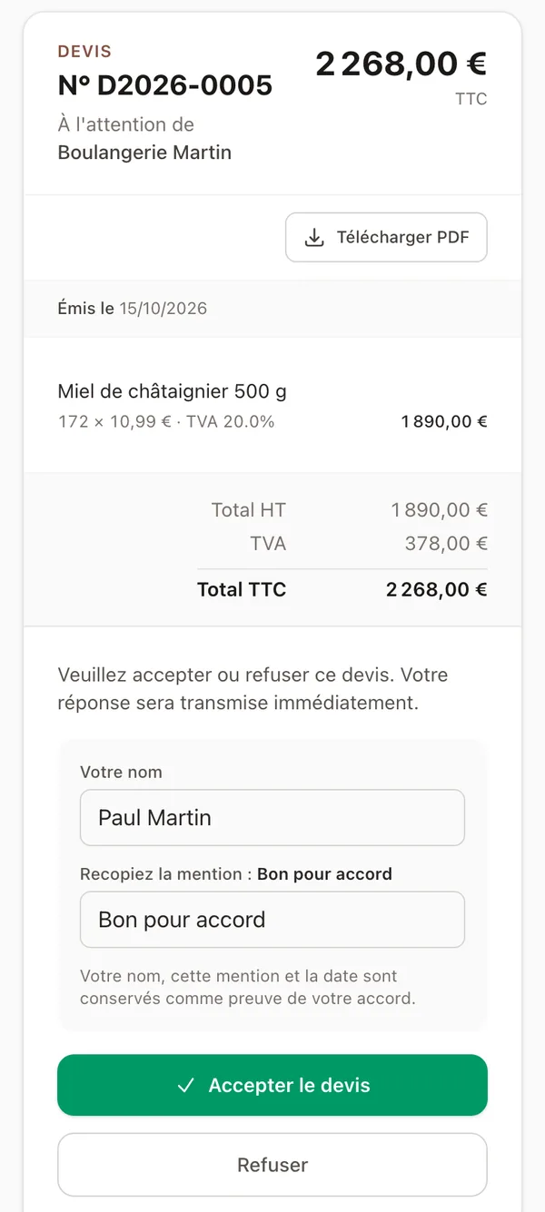 Devis ouvert sur un téléphone par le client, avec son nom, la mention « Bon pour accord » et le bouton Accepter le devis